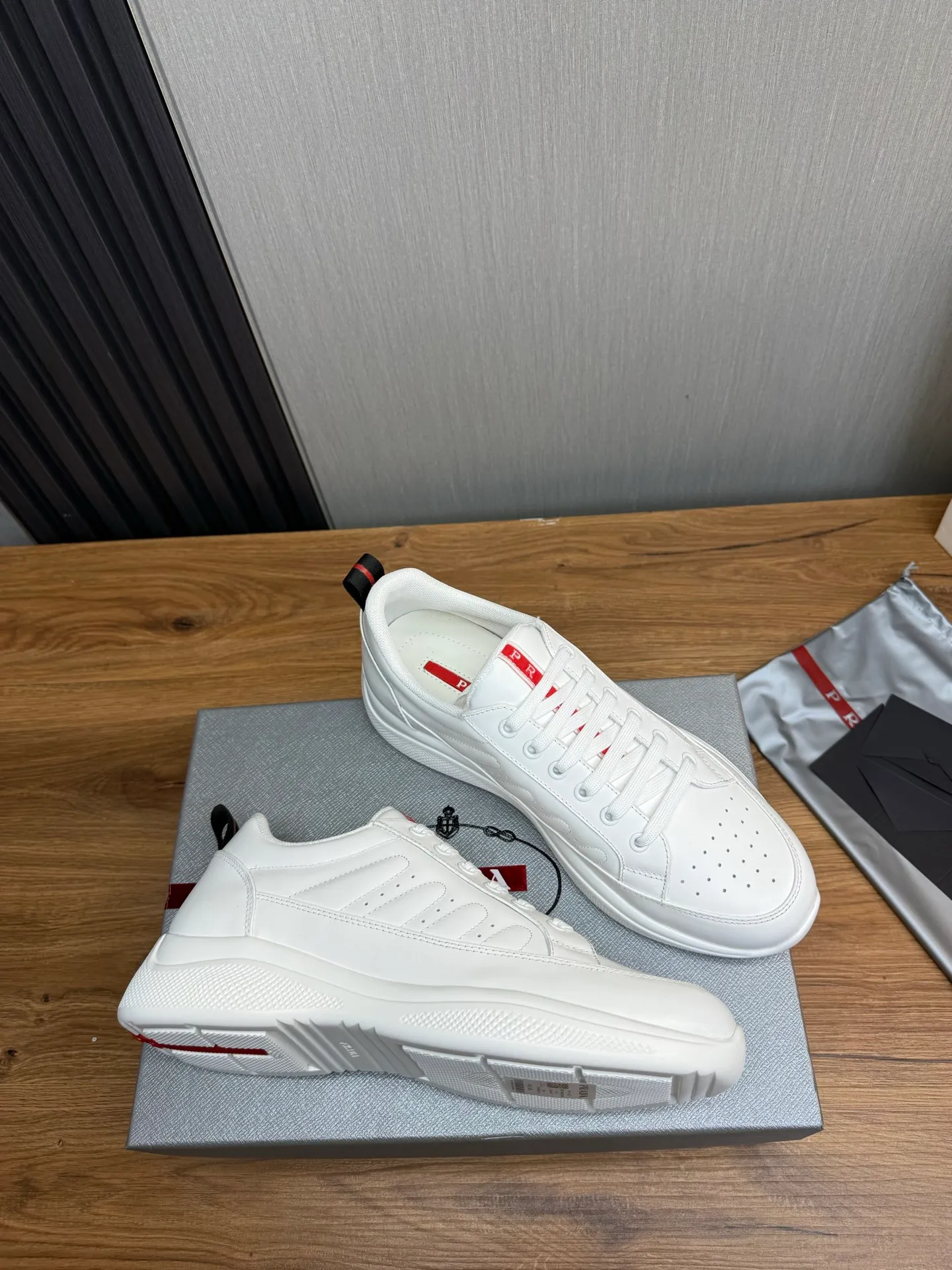Men's shoes 580💰 [PRADA] Men's shoes are popular in the counter, official website synchronization, 1 high-quality shipment ✔️Original cowhide + cowhide lining, 1🆚1 replica, original sole, 38-45 (45 customized, non-refundable)